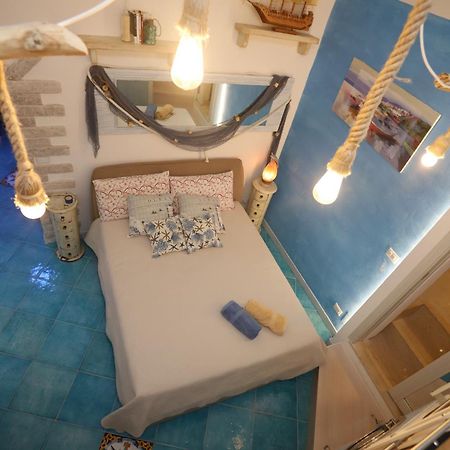 Piazzetta Petrone Apartments + Parking Весте Екстериор снимка