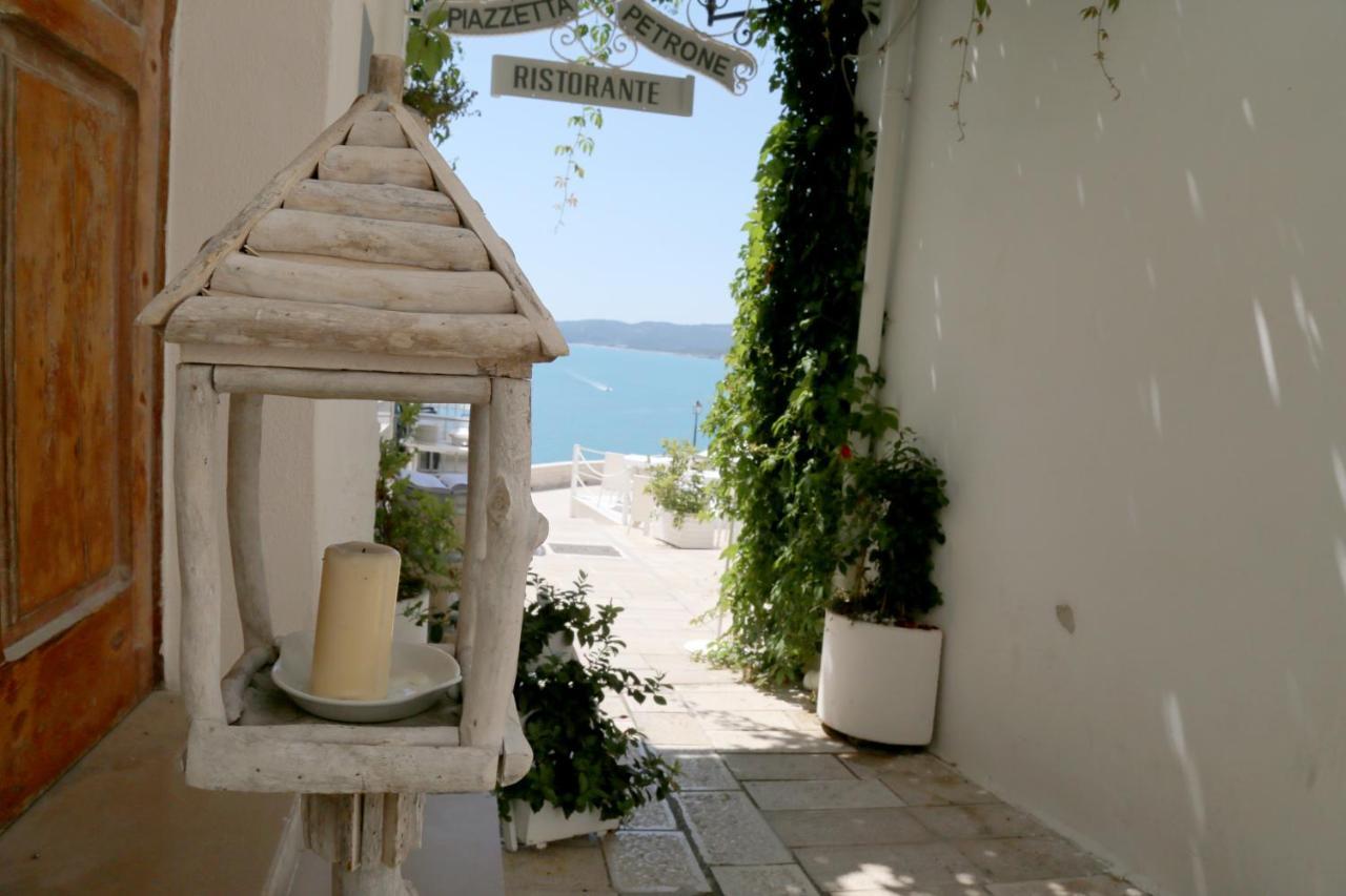 Piazzetta Petrone Apartments + Parking Весте Екстериор снимка