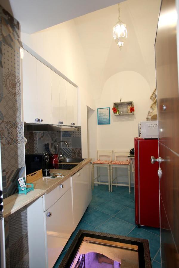 Piazzetta Petrone Apartments + Parking Весте Екстериор снимка