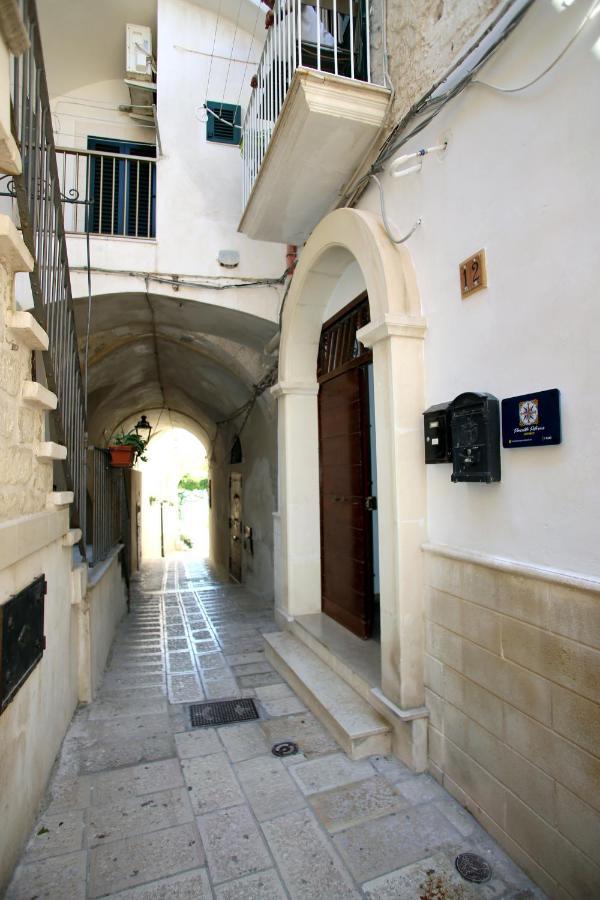 Piazzetta Petrone Apartments + Parking Весте Екстериор снимка