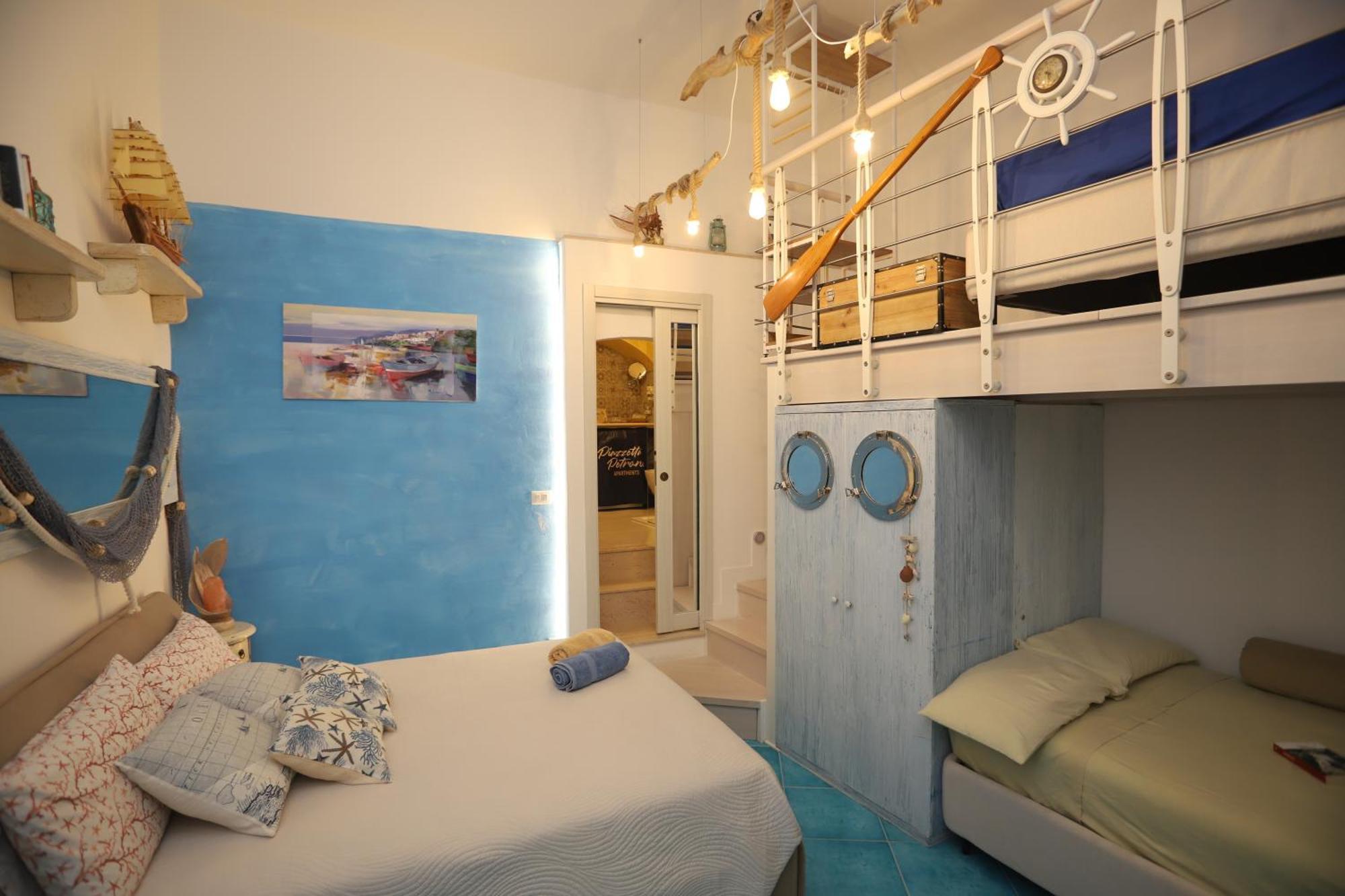 Piazzetta Petrone Apartments + Parking Весте Екстериор снимка