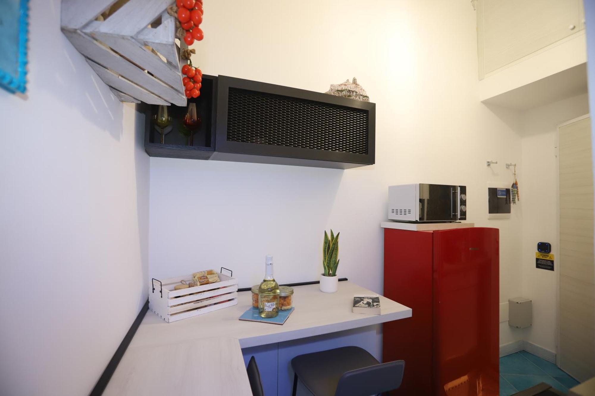 Piazzetta Petrone Apartments + Parking Весте Екстериор снимка